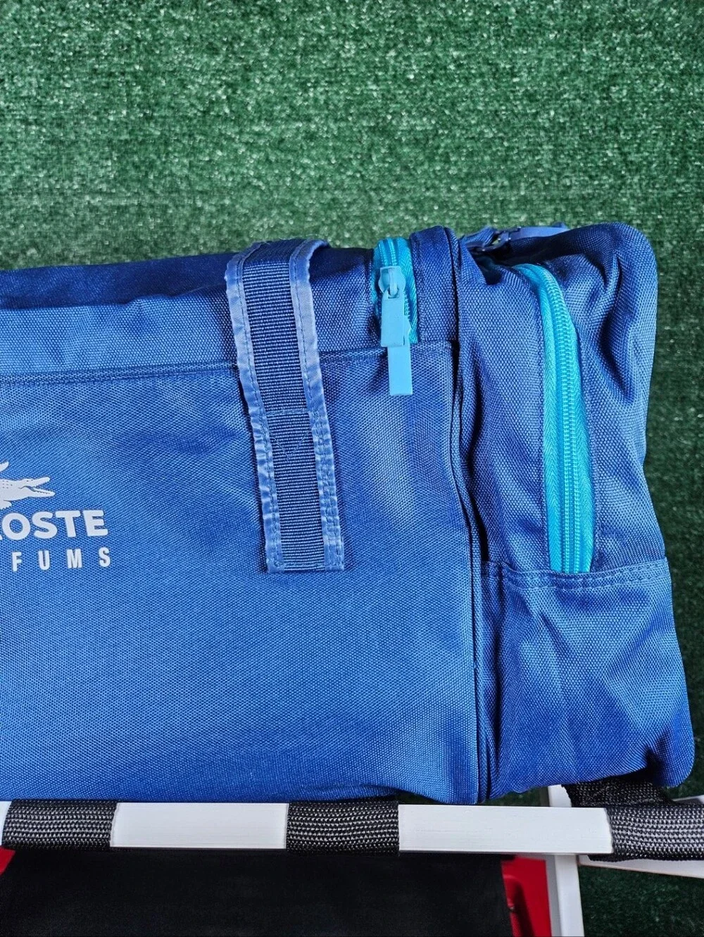 NWOT Vintage Lacoste Parfums Essential Sport Duffel Bag/Gym Bag / 21